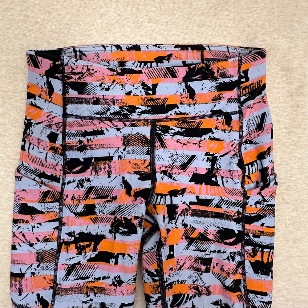 Lululemon Women’s 7/8 Tight II Pink Orange Waistband Pocket Leggings Size 4 - Picture 5 of 13